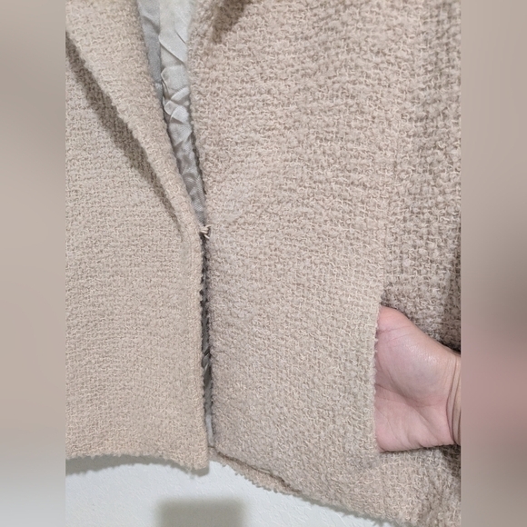 Eileen Fisher Cream Fuzzy Teddy Boucle Wool V-Neck Single Closure Blazer Jacket - Picture 7 of 15